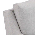 Canapé 3 places avec accoudoirs roulés et pieds en métal doré – Gris, Tissu et contreplaqué modernes du milieu du siècle, 3 utilisateurs