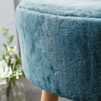 Ottoman ovale multicolore en fausse fourrure avec pieds en bois pour 1 personne