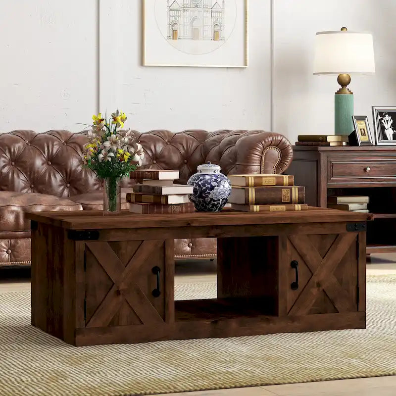 Table basse de style ferme avec portes coulissantes – Finition whiskey vieilli, bois d'aulne noueux et fer, 1 à 2 utilisateurs