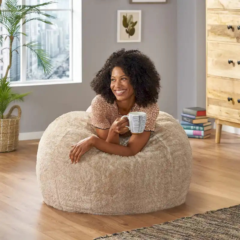 Pouf en fausse fourrure – Marron et beige / Blanc neige et beige, polyester et rembourrage en mousse, rond et moderne, pour 1 à 2 utilisateurs
