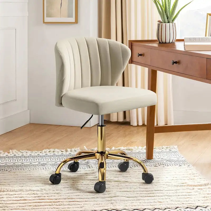 Fauteuil de bureau sans accoudoirs en velours multicolore avec dossier capitonné et base en métal doré