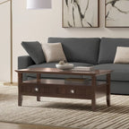 Table basse rectangulaire avec 2 tiroirs et étagère – Marron foncé, Bois massif de style transitionnel, 1 à 2 utilisateurs