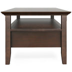 Table basse rectangulaire avec 2 tiroirs et étagère – Marron foncé, Bois massif de style transitionnel, 1 à 2 utilisateurs