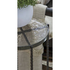 Table d'appoint – Transparente et noire, plateau en verre et pieds en métal, utilisateur unique