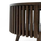 Table basse ronde avec rangement – Noyer foncé et laiton, en bois d'hévéa de style milieu de siècle, 1 à 2 utilisateurs