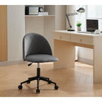 Chaise de bureau pivotante mi-dossier en bouclette blanc/noir ou gris/noir avec pieds et roulettes en métal noir pour 1 personne
